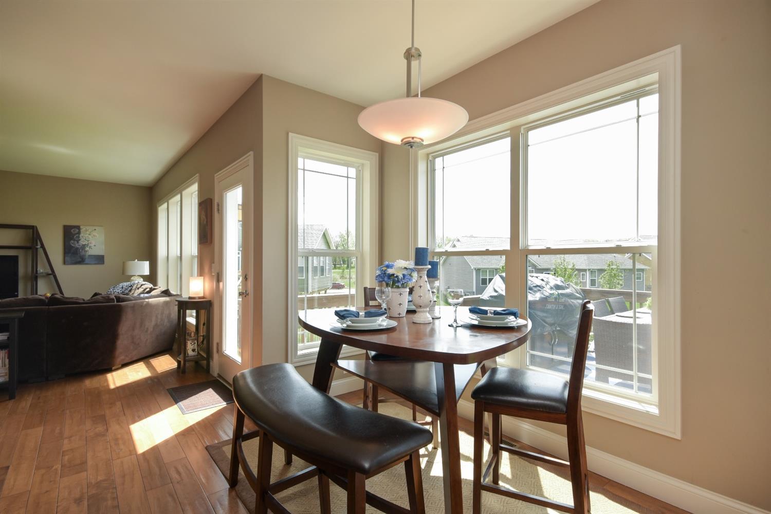 122 Ridgeview Drive, Valparaiso, IN 46385