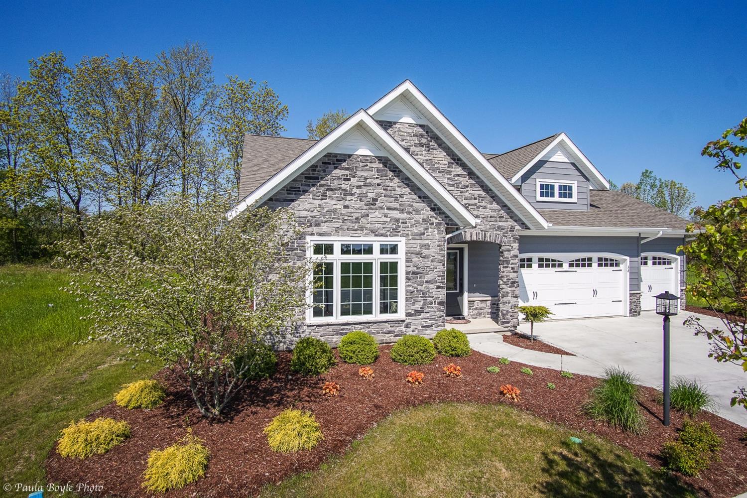 34 N Prairie Blvd, Valparaiso, IN 46385