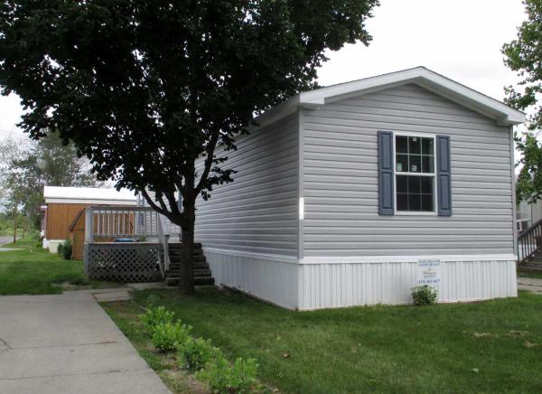 Whispering Sands MHC 1120 Winter Park Dr.Valparaiso, IN 46385