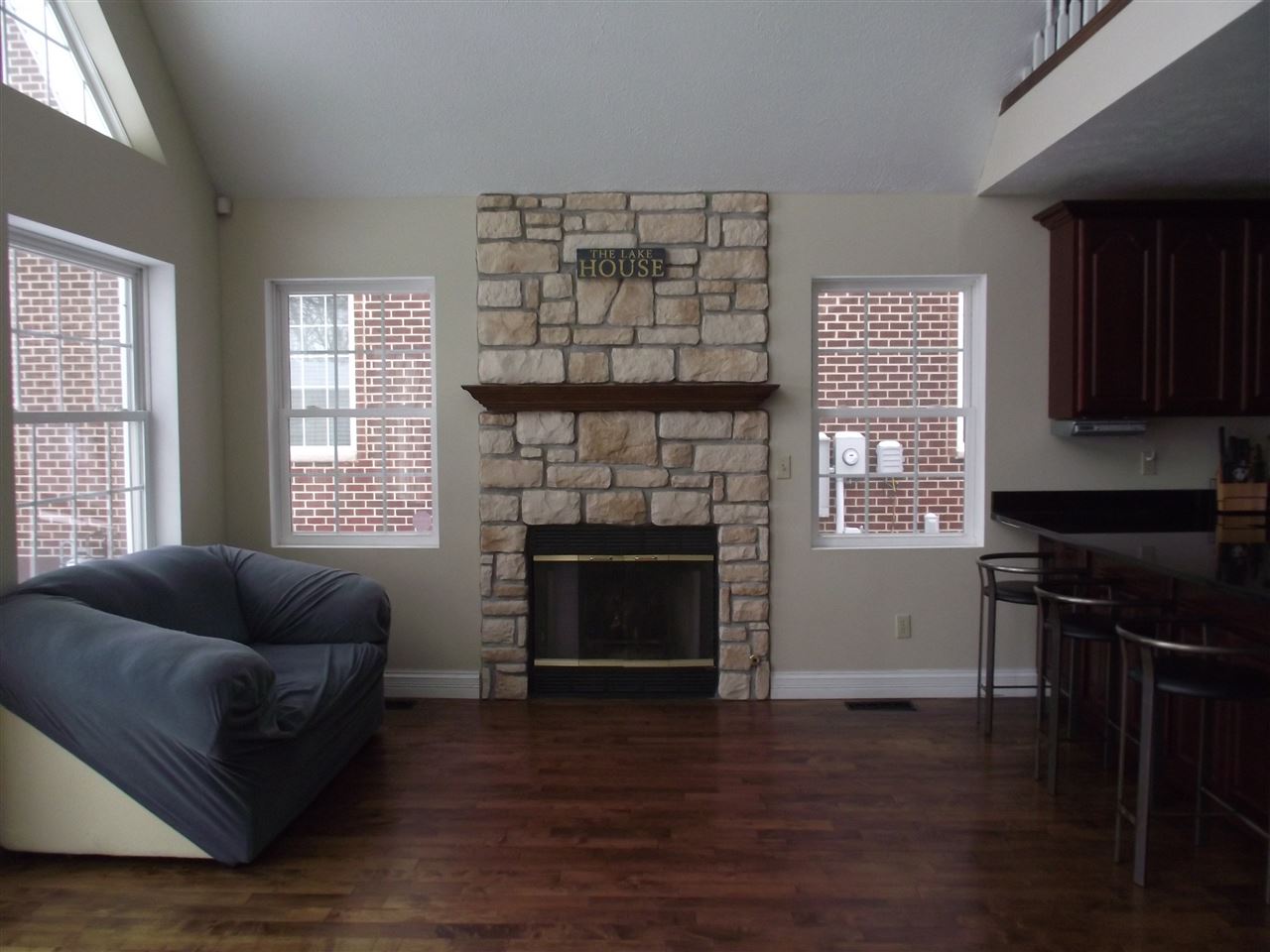 3261 Lake Shore Dr, Bremen, IN 46506