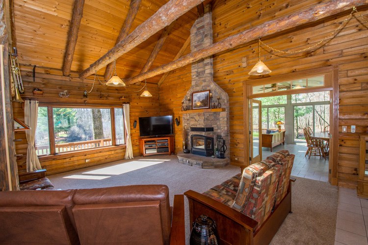 16046 County Road 8, Bristol, IN 46507