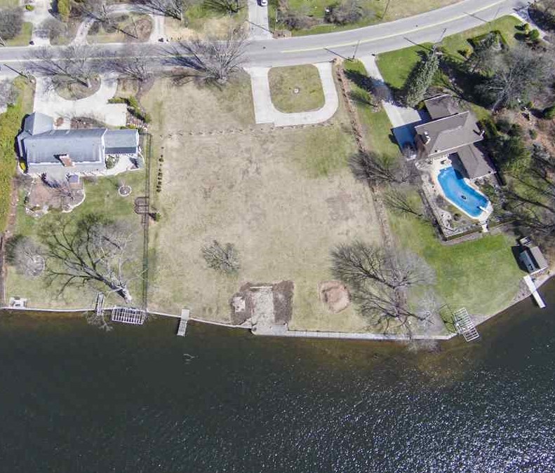 2525 Greenleaf, Elkhart, IN 46514