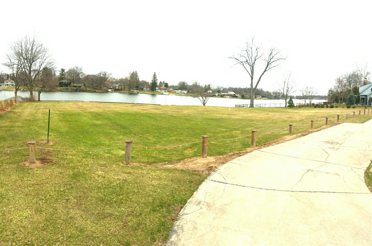 2525 Greenleaf, Elkhart, IN 46514