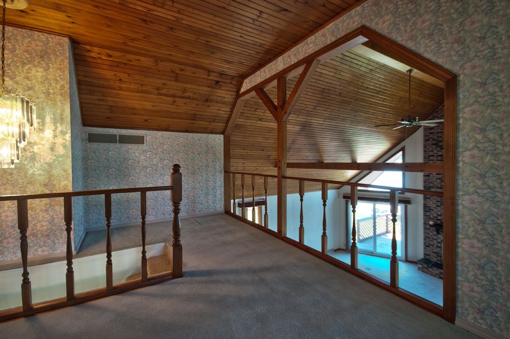 26017Lake, Elkhart, IN 46514
