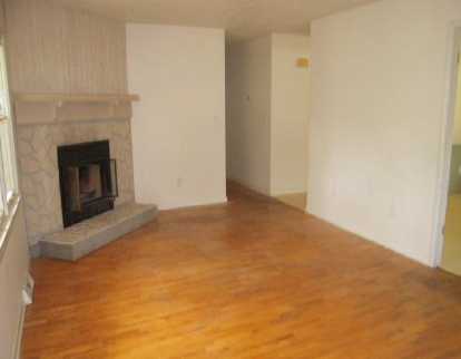 54705 Holly DrElkhart, IN, 46514Elkhart County