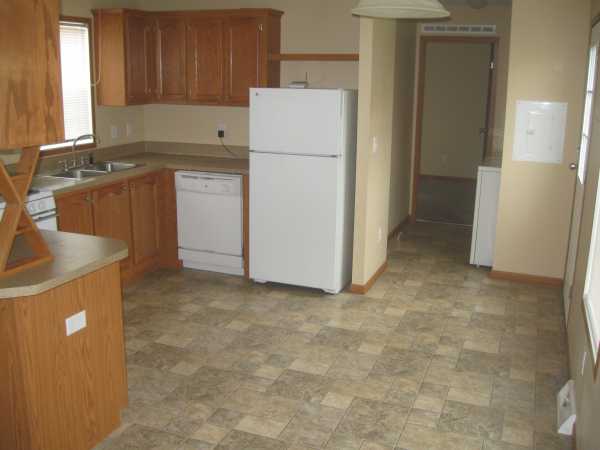 Brookside Manor 564 Brookside ManorGoshen, IN 46526