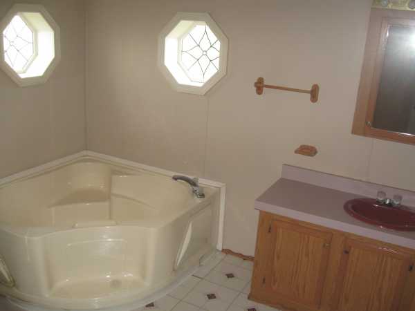 Brookside Manor 410 Brookside ManorGoshen, IN 46526
