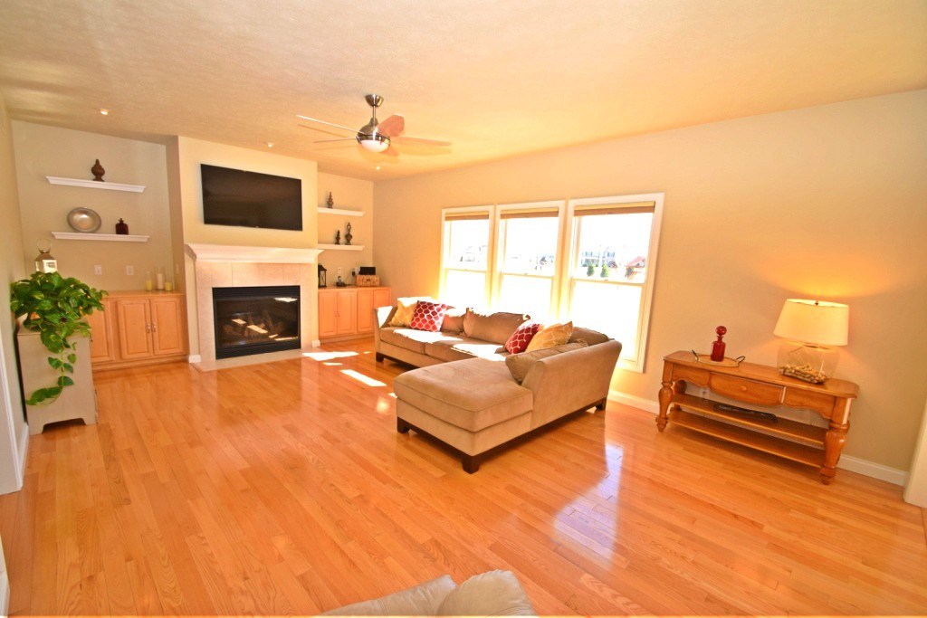 10154 Wescott Drive, Granger, IN 46530