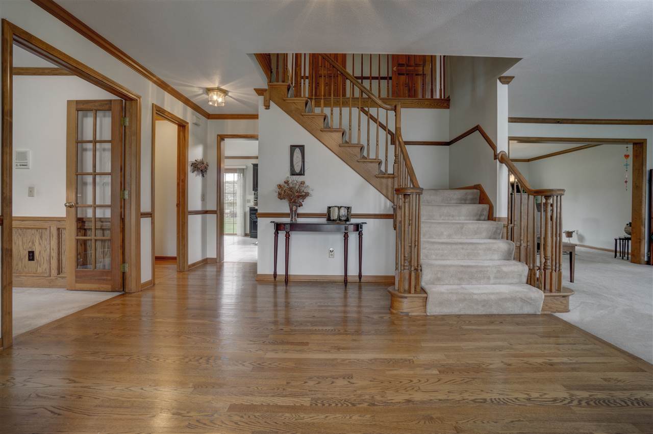 52213 Dorchester Court, Granger, IN 46530