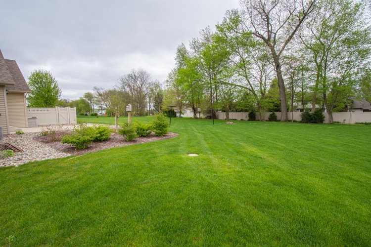 51982 Copperfield Court, Granger, IN 46530