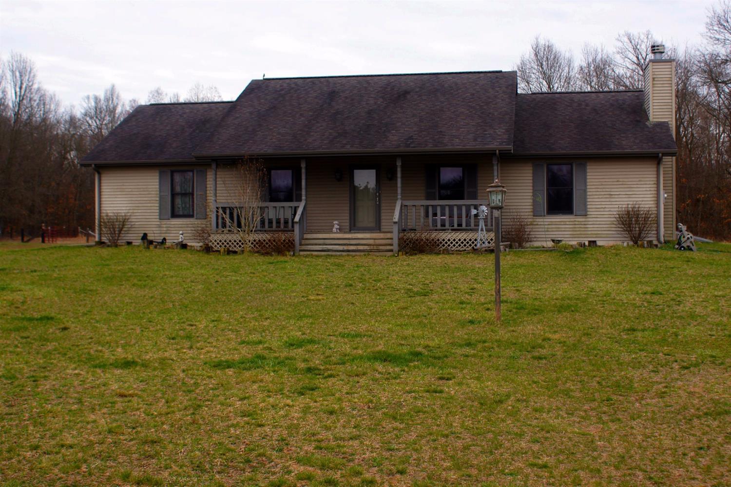 8765 E 25 N, Knox, IN 46534