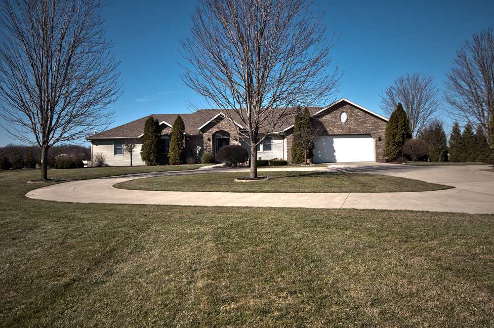 13381 County Road 28, Middlebury, IN 46540