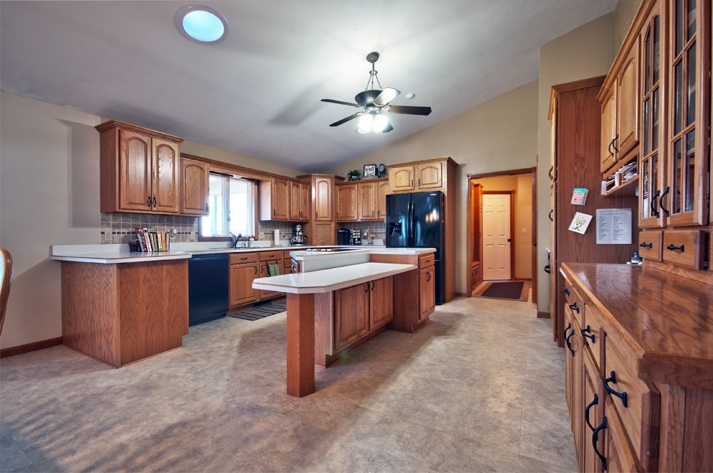 13381 County Road 28, Middlebury, IN 46540
