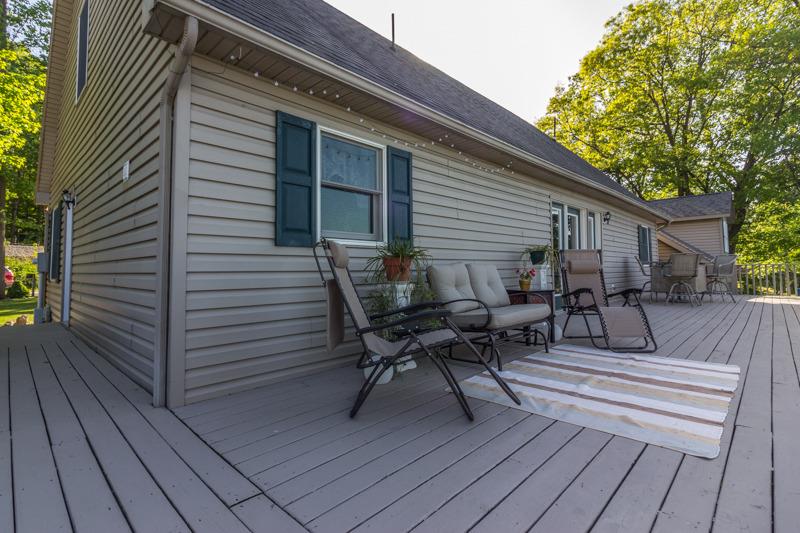 7557 East Lake Park Avenue, New Carlisle, IN 46552