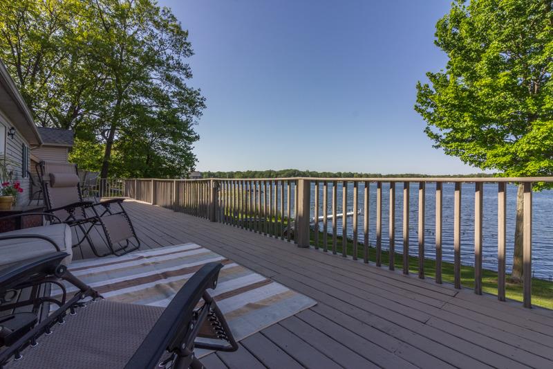 7557 East Lake Park Avenue, New Carlisle, IN 46552