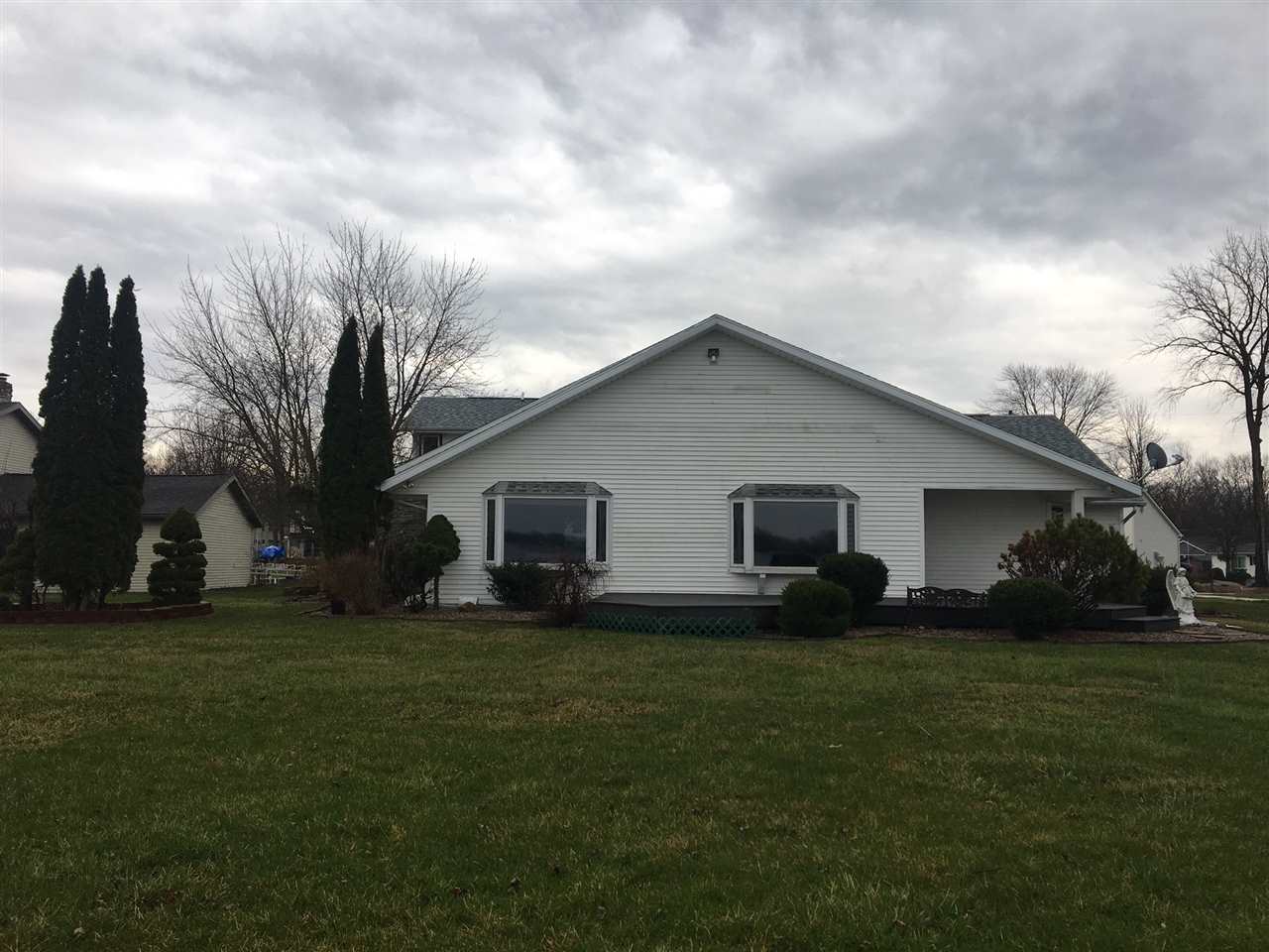 201 Ems B20 C2, Pierceton, IN 46562