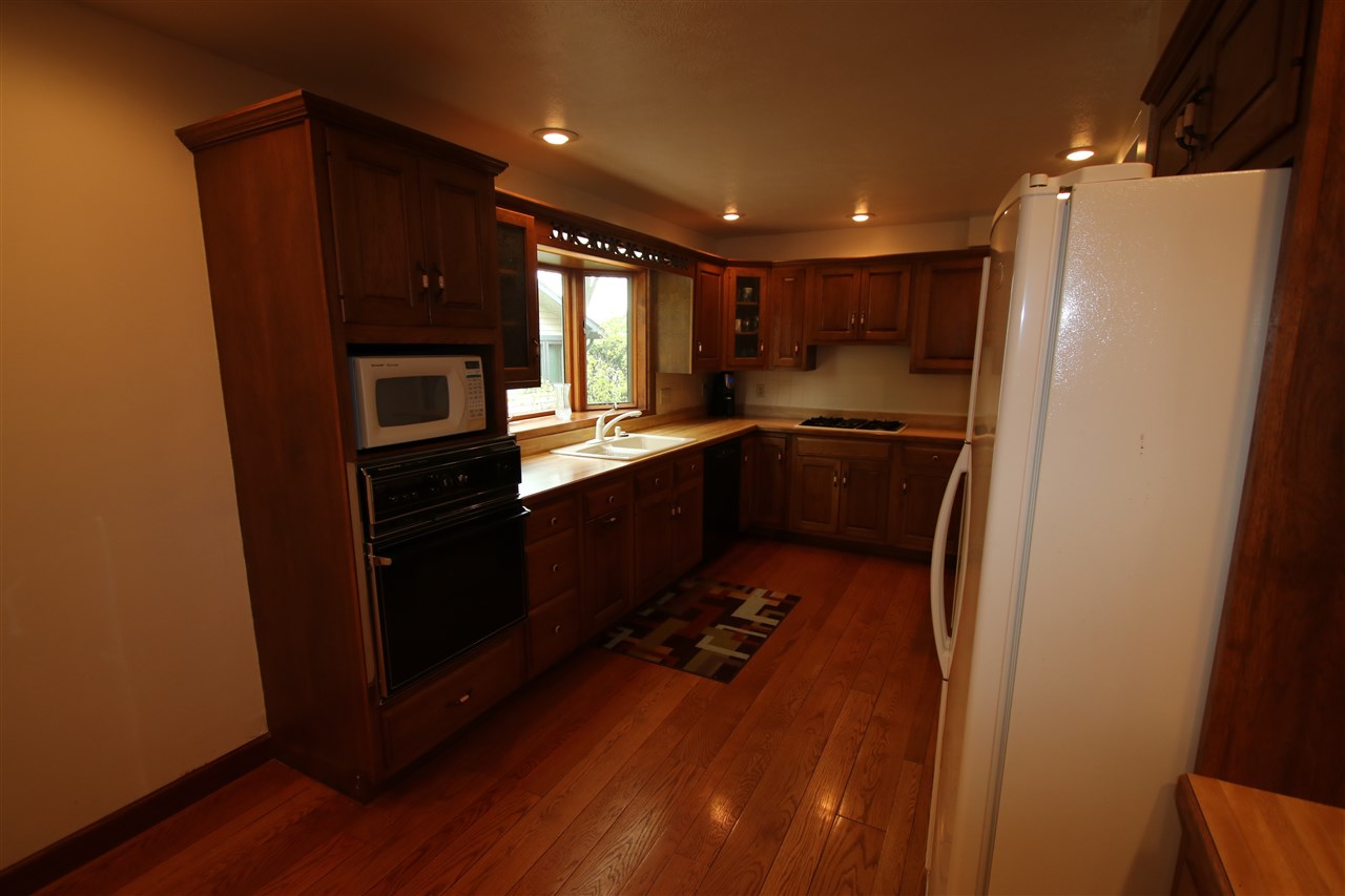 10265 Pretty Lake Rd., Plymouth, IN 46563