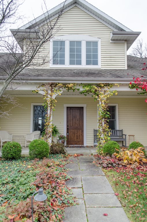 5837 E Island, Syracuse, IN 46567