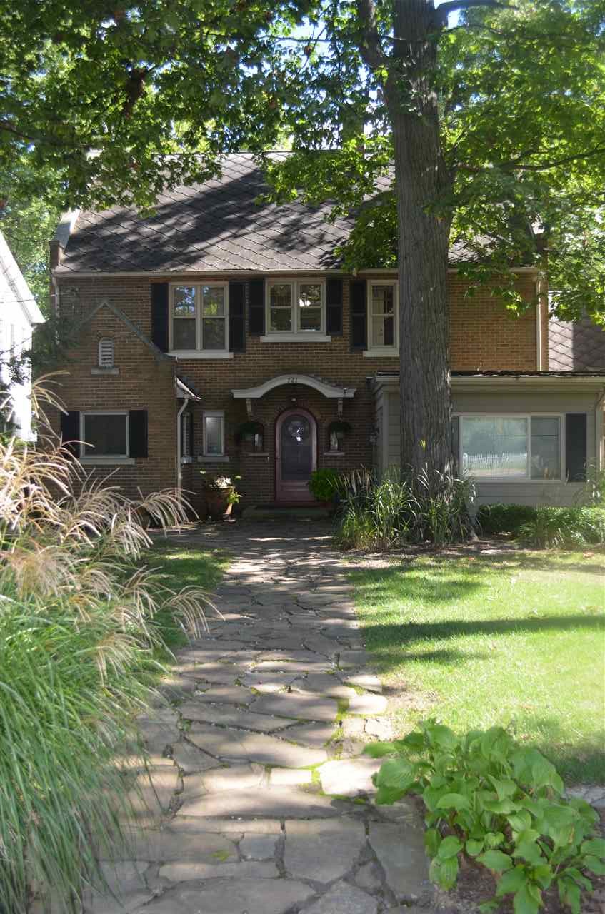 721 E Northshore, Syracuse, IN 46567