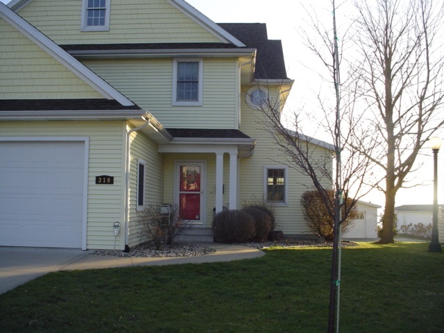 310 N Front, Syracuse, IN 46567