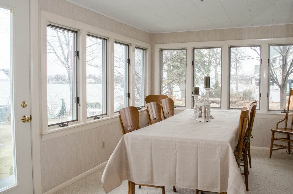 8633 E Black Point, Syracuse, IN 46567