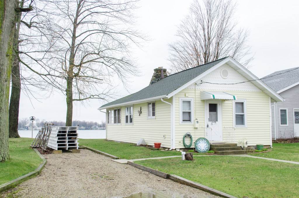 11537 N Crowdale, Syracuse, IN 46567