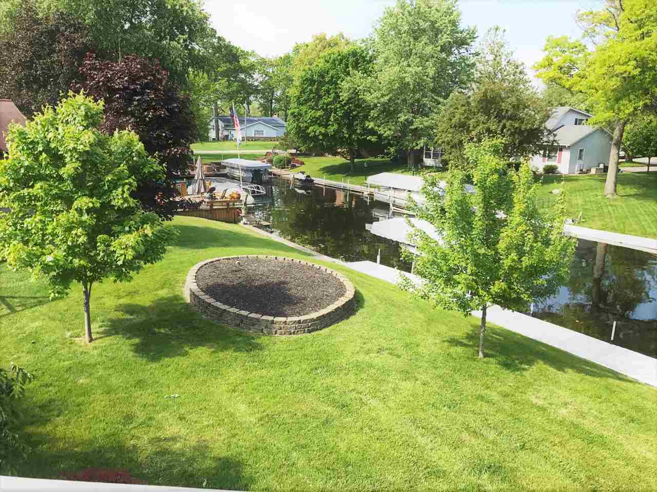 12121 N Hiawatha, Syracuse, IN 46567