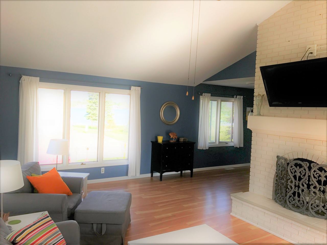 12121 N Hiawatha, Syracuse, IN 46567