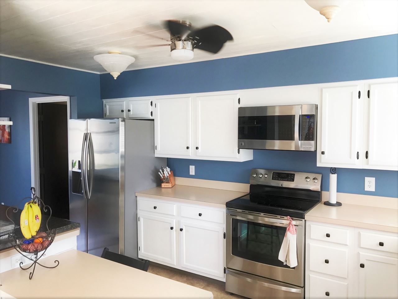 12121 N Hiawatha, Syracuse, IN 46567