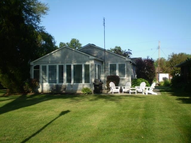 9726 N BAYSHORE Drive, Syracuse, IN 46567