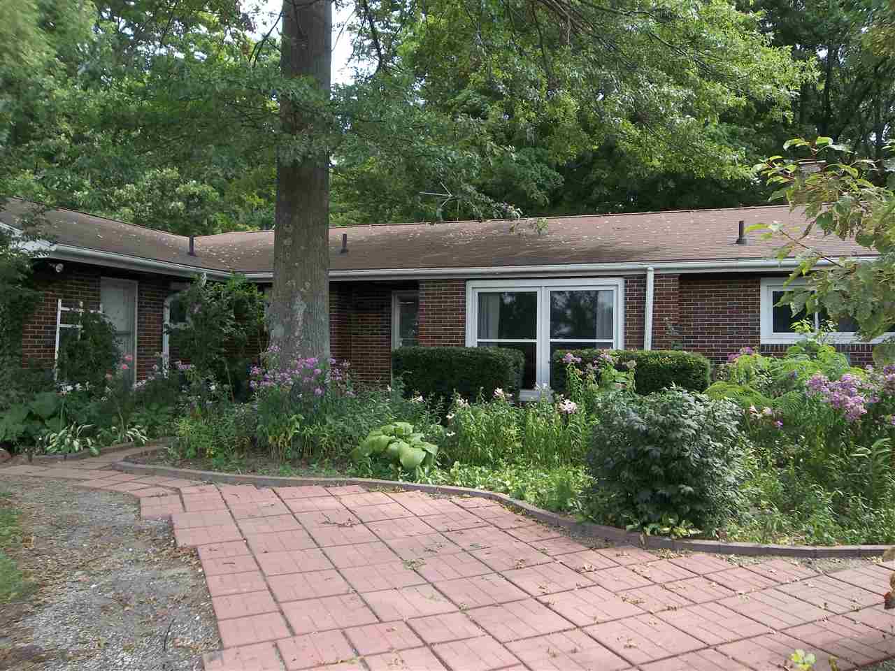 14471 County Road 48, Syracuse, IN 46567