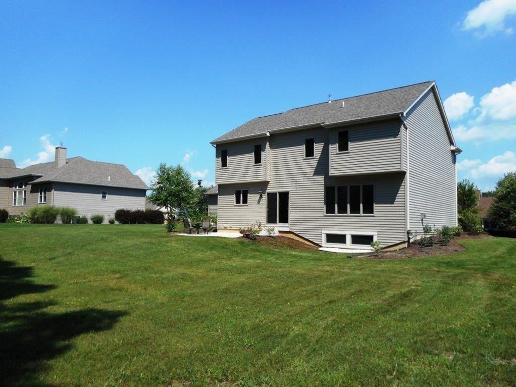 379 N Saint Clair Court, Warsaw, IN 46582