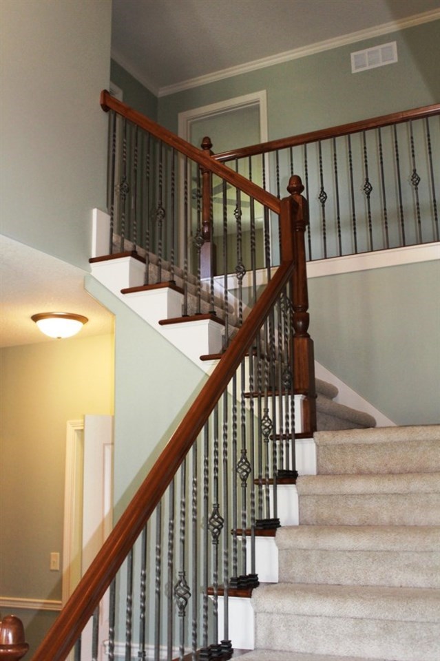 379 N Saint Clair Court, Warsaw, IN 46582