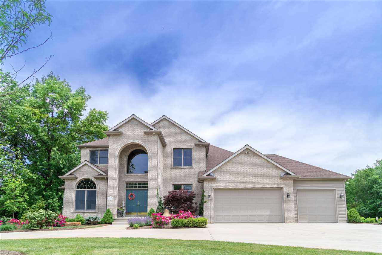 2624 Wildwood, Winona Lake, IN 46590