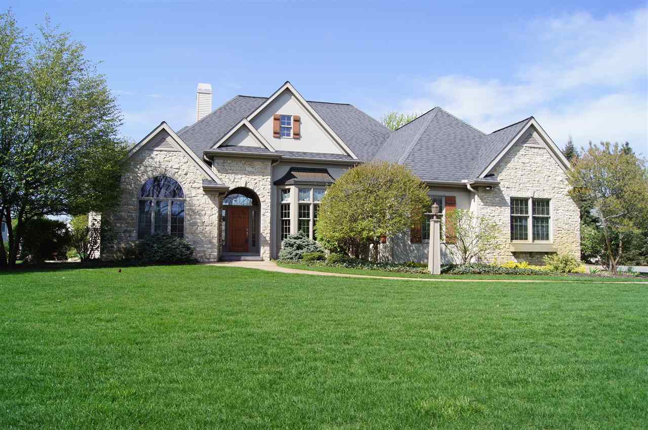 1361 E Legacy Lane, Winona Lake, IN 46590