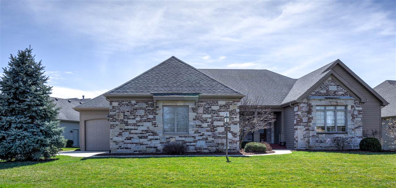 18070 Abington Ct, South Bend, IN 46637
