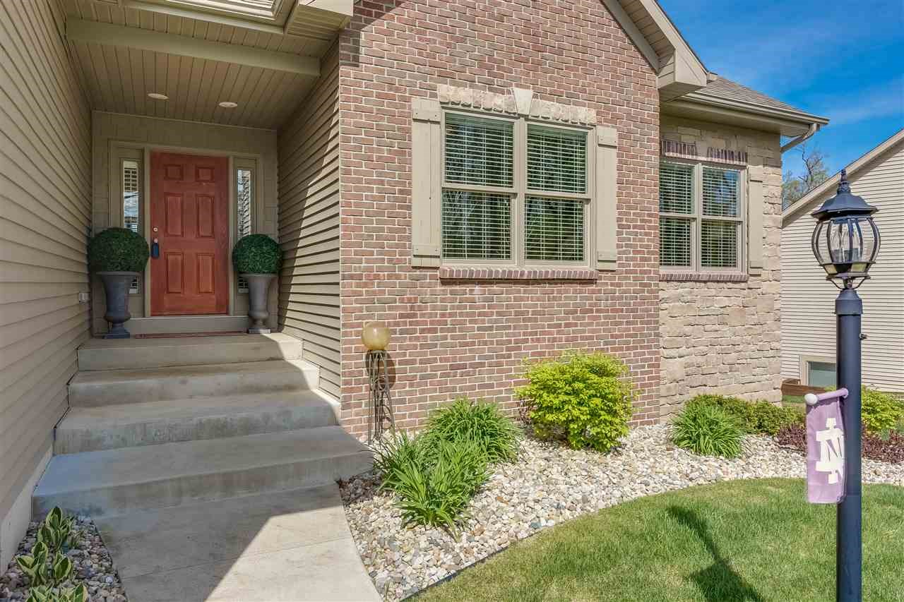 19315 Foley Circle N, South Bend, IN 46637