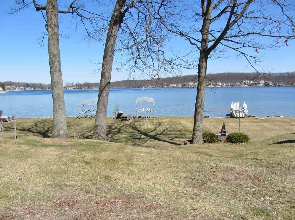 775 Lane 440 Lake James, Angola, IN 46703