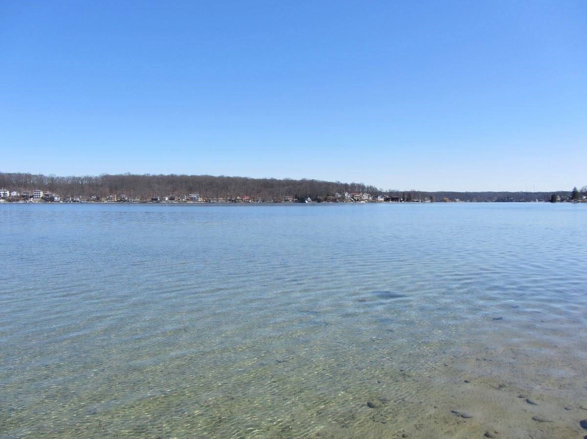 775 Lane 440 Lake James, Angola, IN 46703