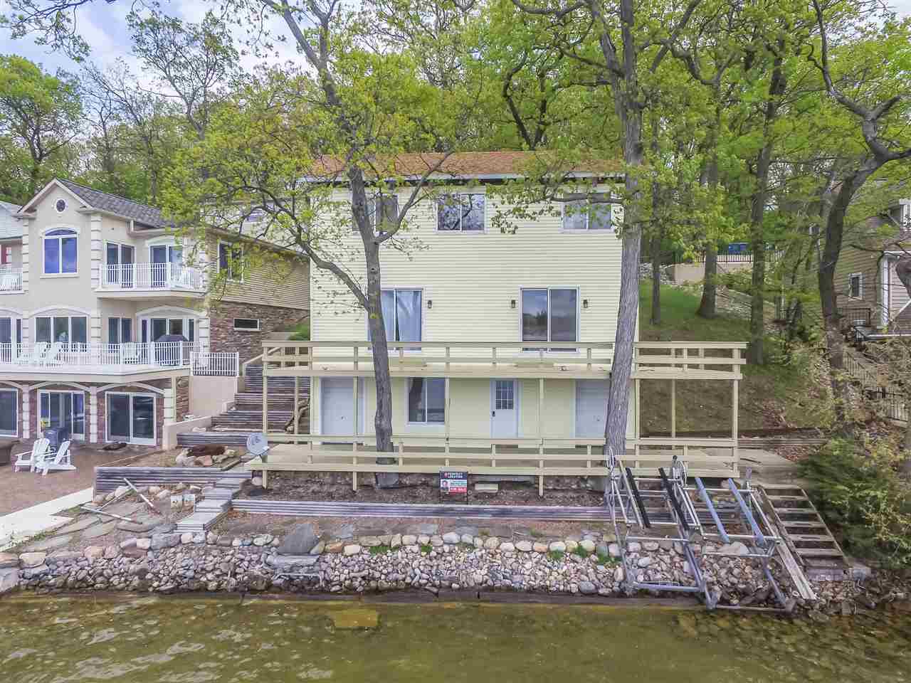500 Ln 105 Lake James Lane, Angola, IN 46703