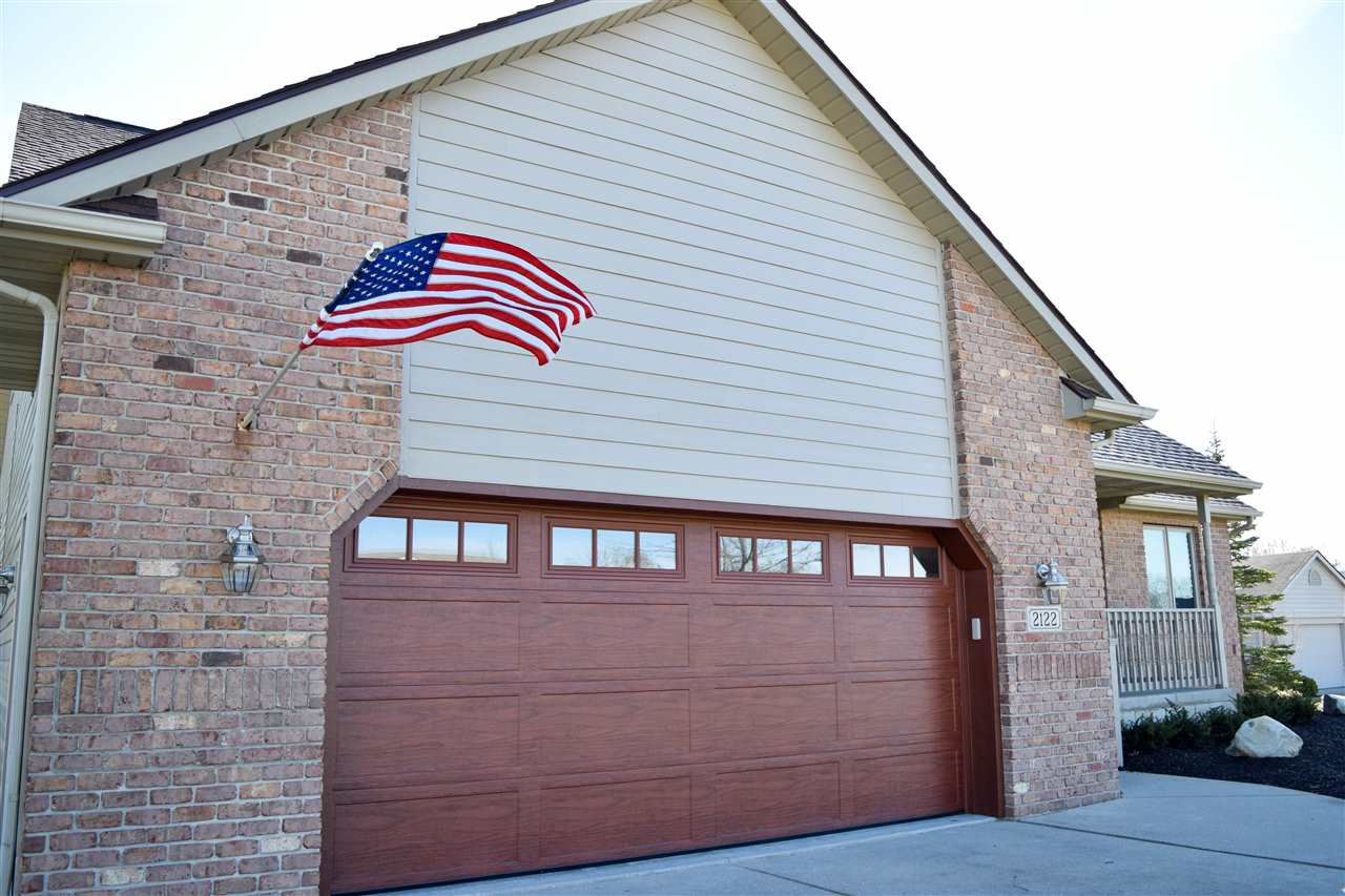 2122 Palace Court, Auburn, IN 46706
