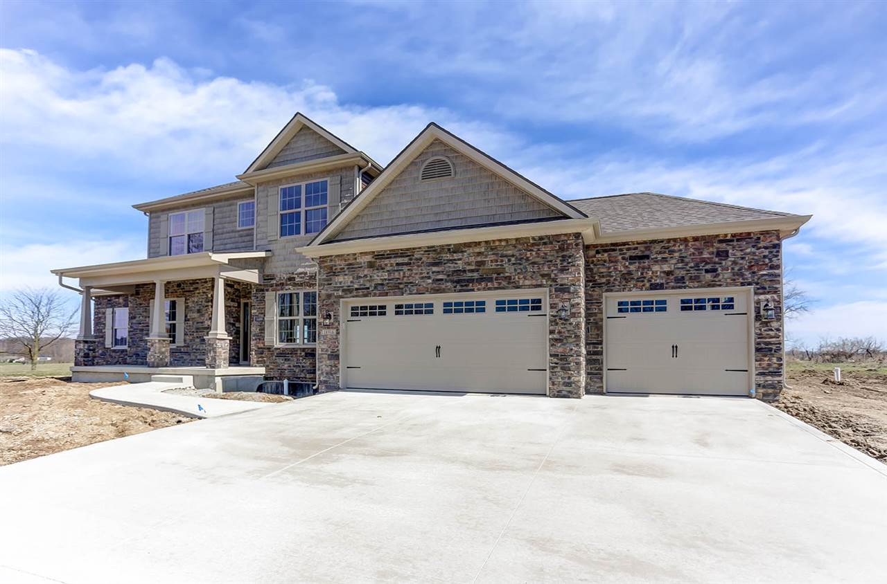18916 Roselle Cove, Auburn, IN 46706