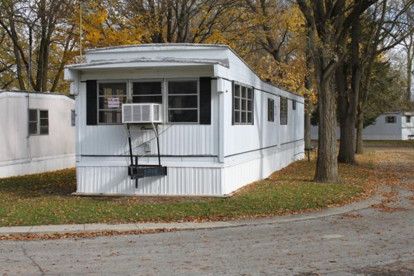 Auburn Mobile Home Park 2147 S. Wayne StreetAuburn, IN 46706