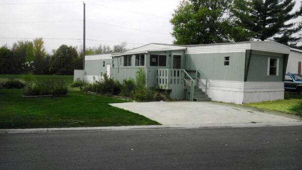 West Edge Mobile Home Park 507 PetersonAuburn, IN 46706