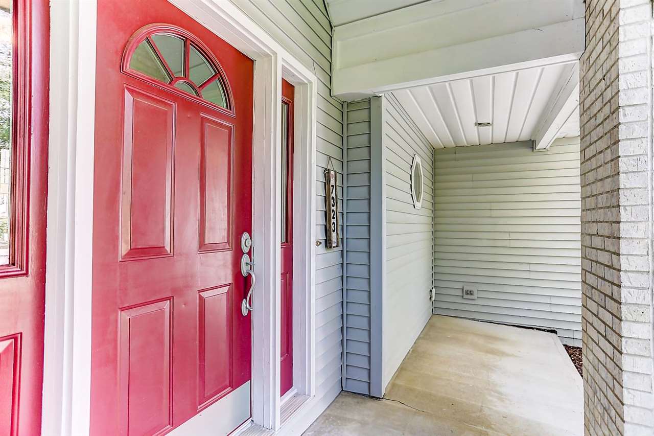7323 Mc Comb Road, Churubusco, IN 46723