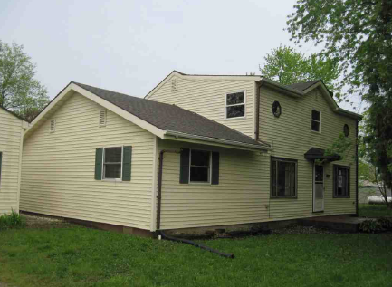 126 Maple StCorunna, IN, 46730De Kalb County
