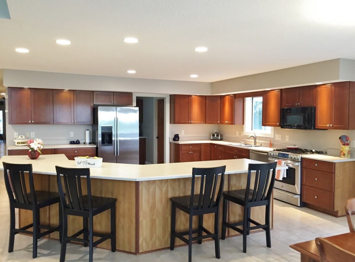 215 Lane 560 Lake James, Fremont, IN 46737