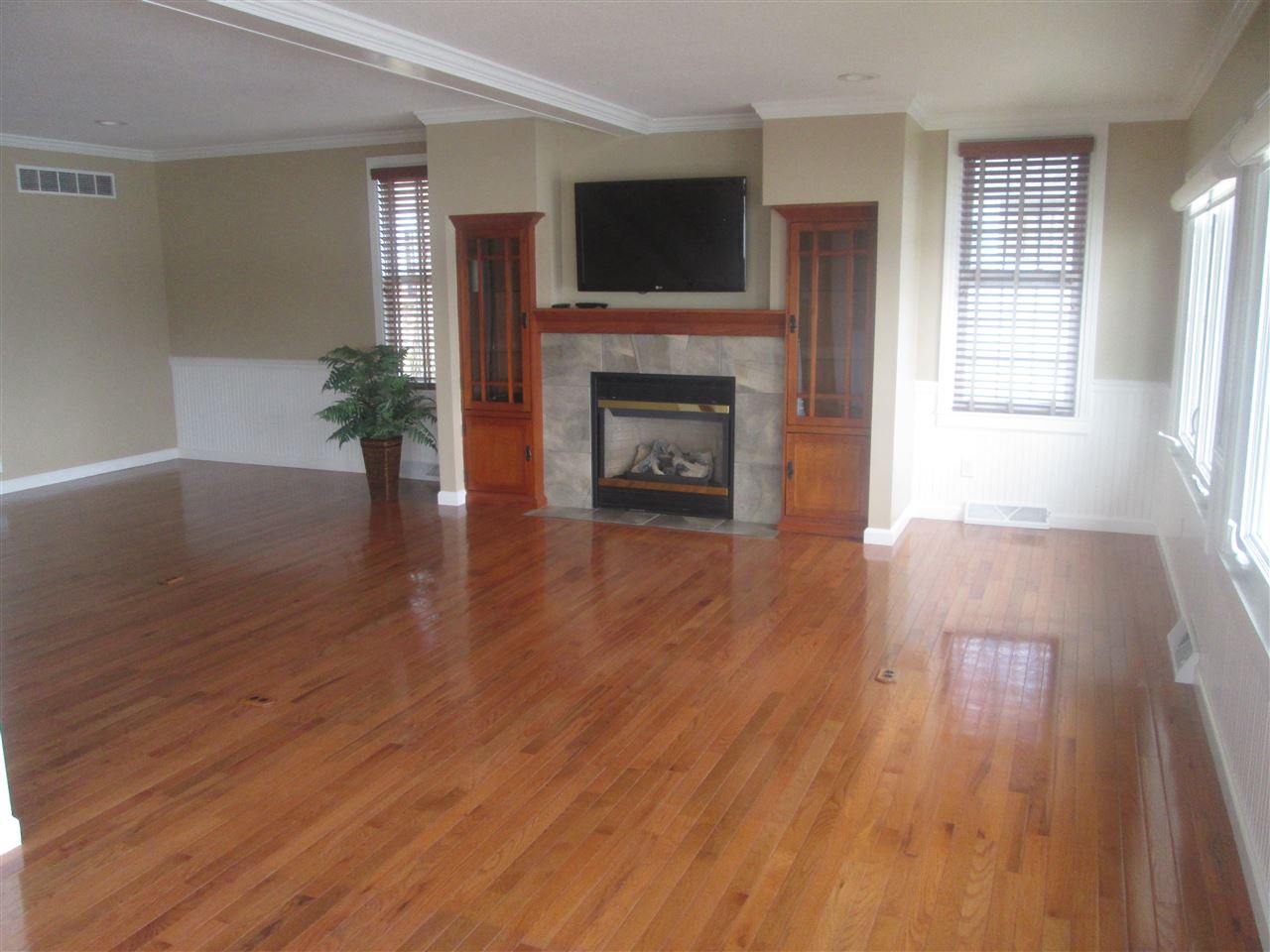 660 LN 221B Hamilton Lk, Hamilton, IN 46742