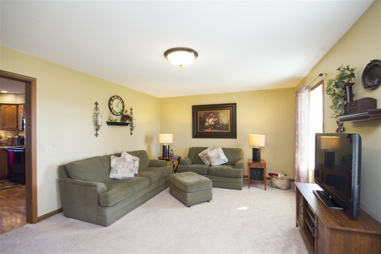 16109 Houk Rd, Hoagland, IN 46745