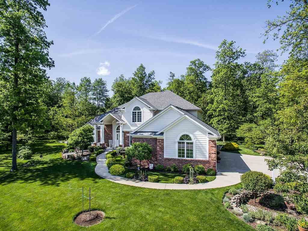 14530 Soaring Hawk Trail, Hoagland, IN 46745